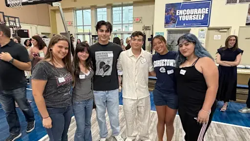 Alexander Montessori Welcomes Back the Class of 2019